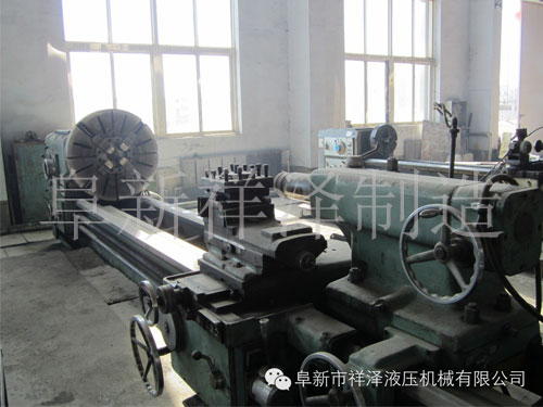 普車CW6163C 最大工件長度3米、最大工件回轉直徑630mm